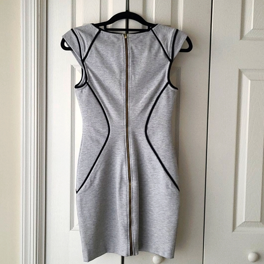 SOLD✅️Express☆Fitted Dress - Picture 5 of 7